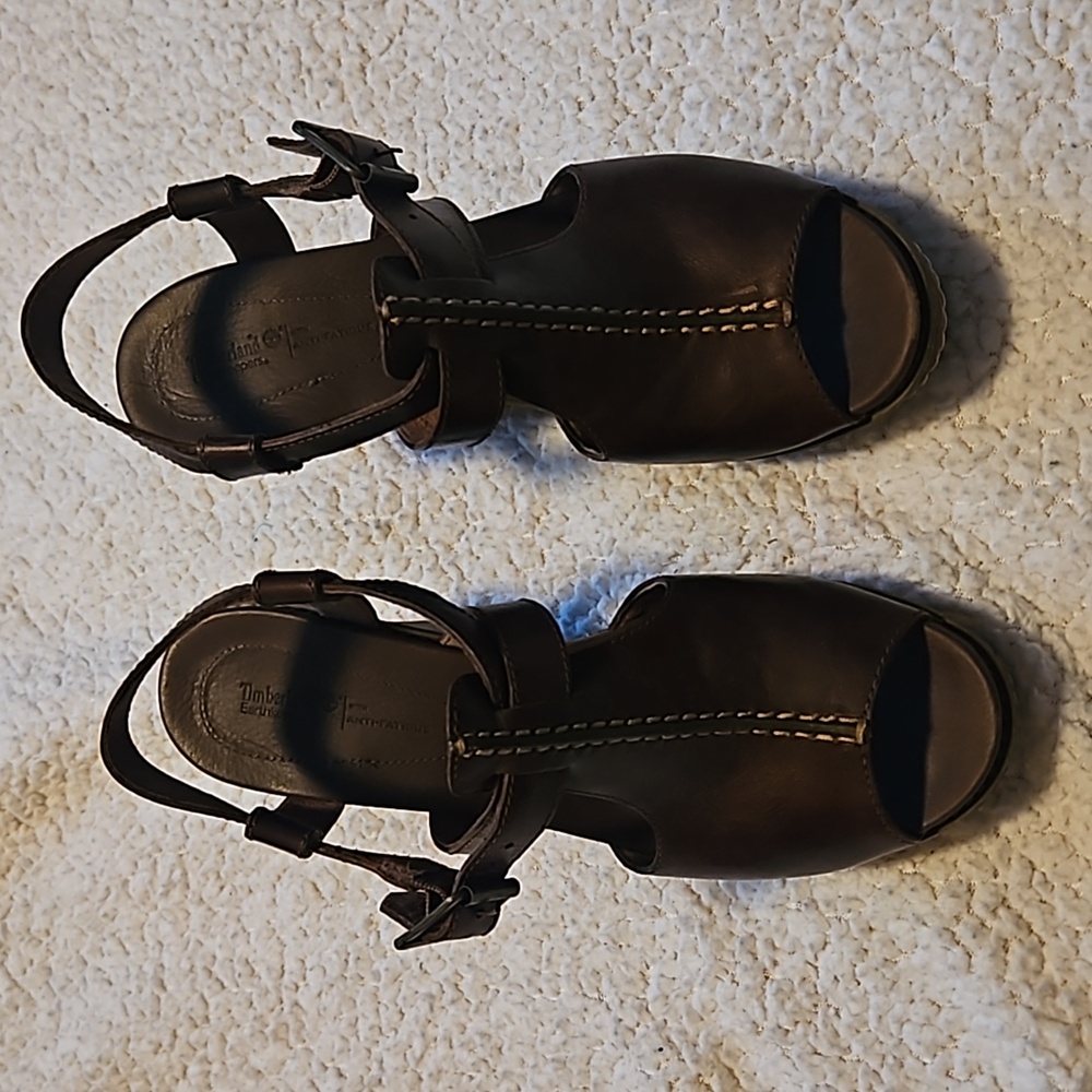 Wedge sandals